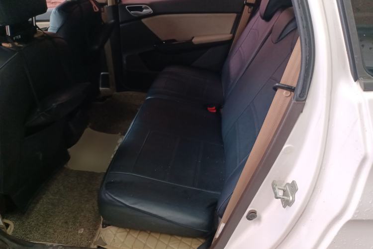 Used Baojun 310W 2017 1.5L Manual Comfort Model China V Standard