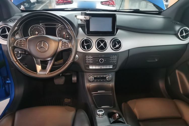 Used Mercedes-Benz B-Class 2015 B 200 Fashion Model
