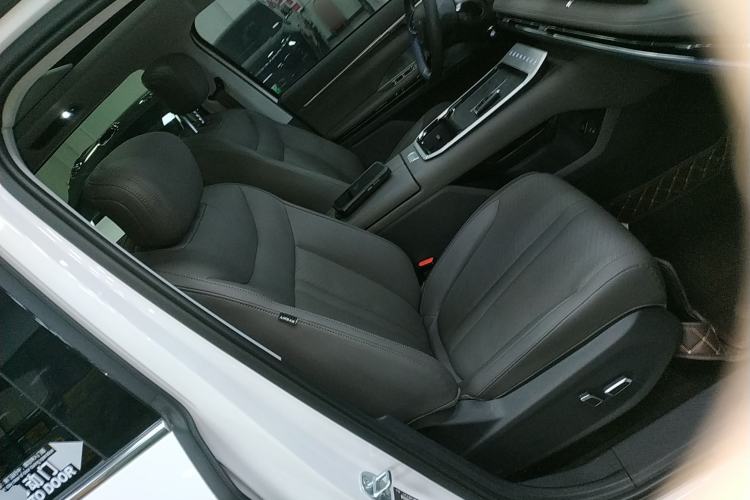 Used SAIC MAXUS G70 2024 2.0T Automatic Flagship Version 7 Seats
