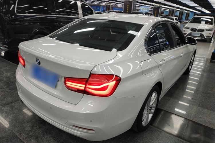 Used BMW 3 Series 2017 318i Fashion Model
