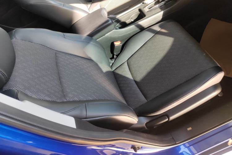 Used Honda Jade 2017 1.8L automatic Comfort version 5 seats
