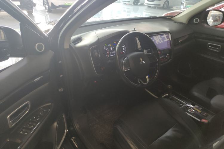 Used Mitsubishi Outlander 2016 2.4L 4x4 Elite Edition 5 Seats