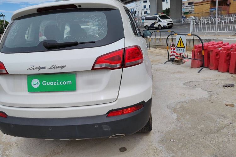 Used Zotye Domy X5 2017 Platinum Edition 1.5T Manual Luxury Model
