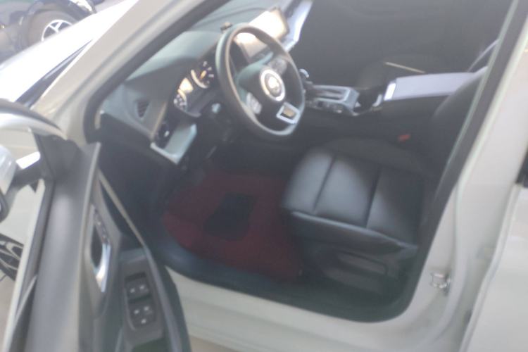 Used MG 5 2023 180 DVVT CVT Luxury Edition
