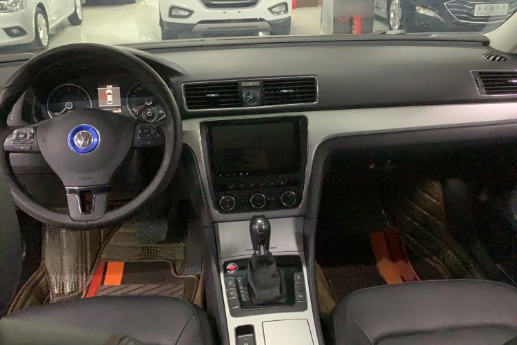 Used Volkswagen Passat 2014 1.8TSI DSG Prestige Edition