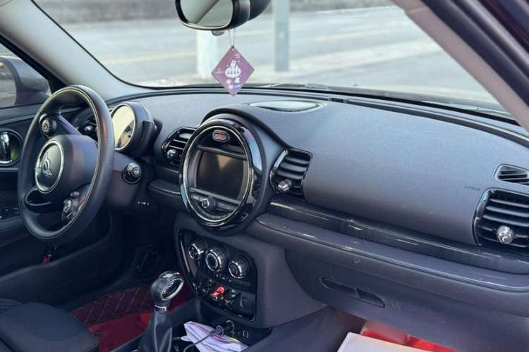 Used  Clubman 2016 Revised 1.5T COOPER
