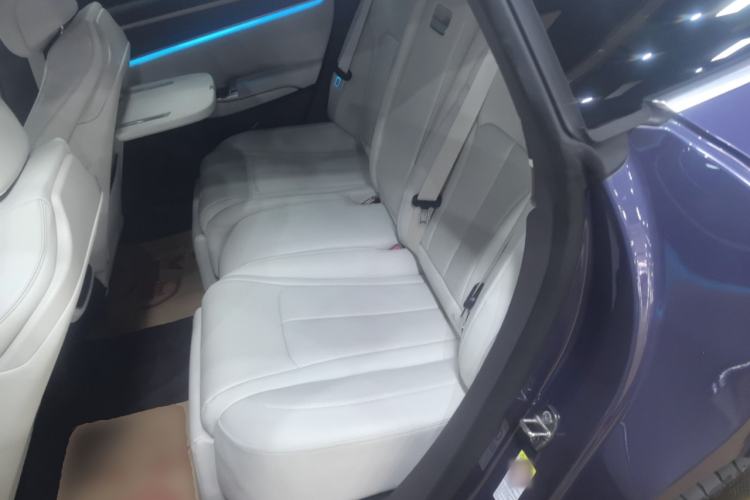 Used Denza Z9 2024 1100 km Four-Wheel Drive Max Version