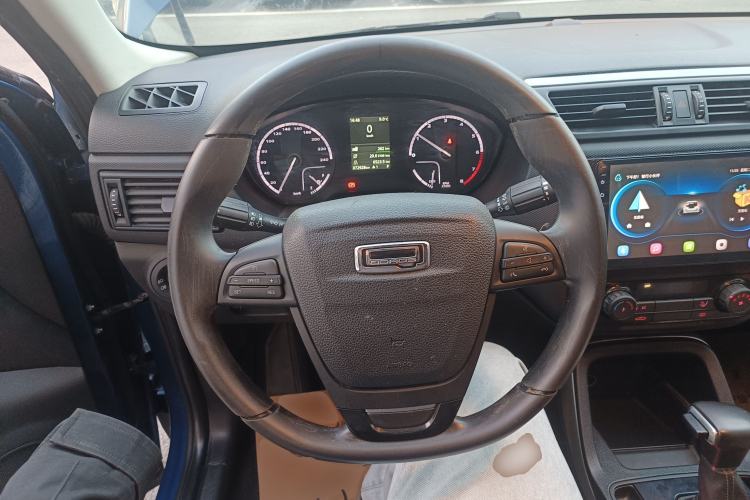 Used Qoros 5 2018 1.6T Automatic Leading Model
