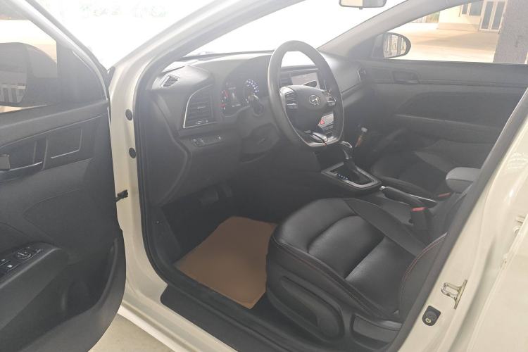Used Hyundai Elantra 2018 1.4T Dual-Clutch Xuan Dong · Dynamic Edition
