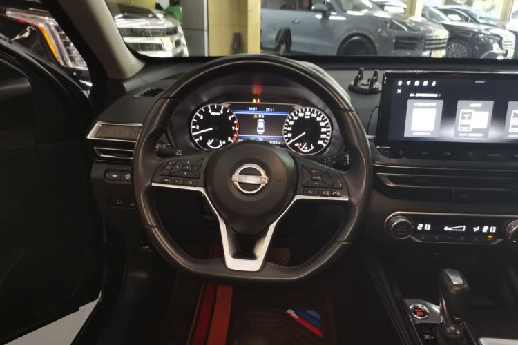 Used Nissan Teana 2022 2.0L XL-TLS Enjoyment Edition
