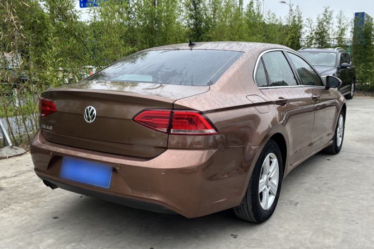 Used Volkswagen Lamando 2015 230TSI Manual Trend Edition
