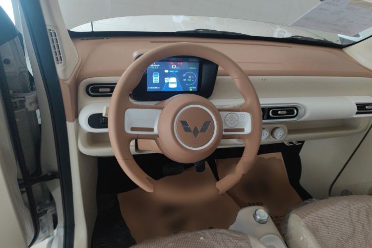 Used Wuling Hongguang MINIEV 2024 3rd Generation 215km Youth Edition
