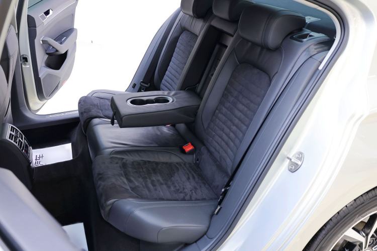 Used Volkswagen Magotan 2018 330TSI DSG Luxury Model