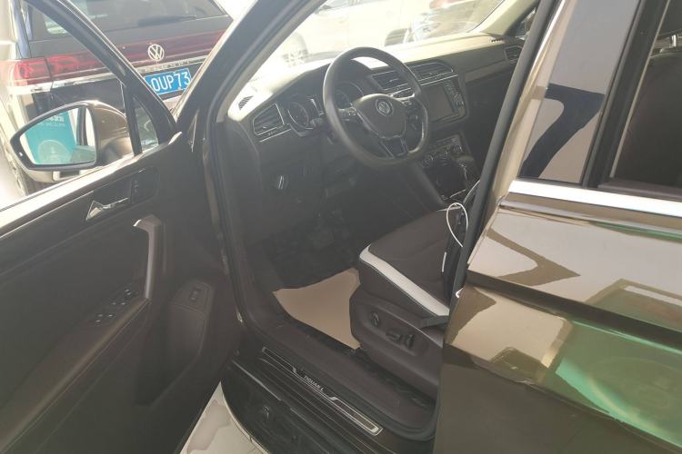 Used Volkswagen Tiguan L 2017 380TSI Automatic All-Wheel-Drive Luxury Edition