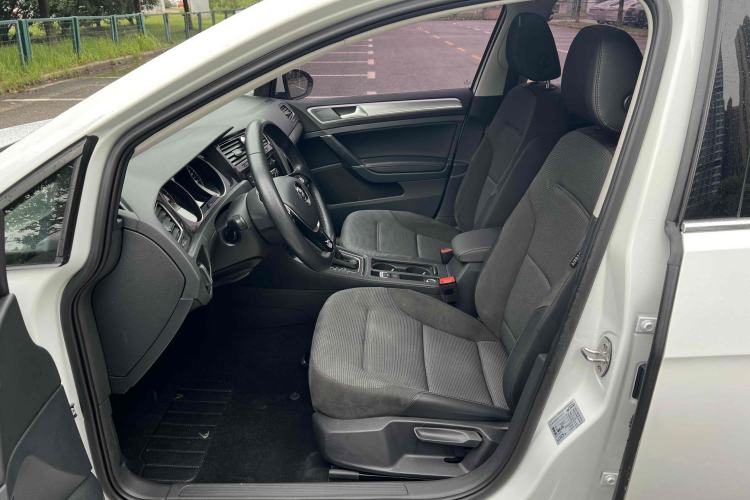 Used Volkswagen Golf 2019 280TSI DSG Comfort Version China VI Standard
