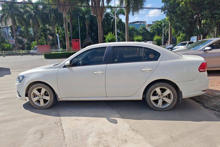 Used Volkswagen Lavida 2018 Classic 1.5L Automatic Fashion Edition China VI Standard
