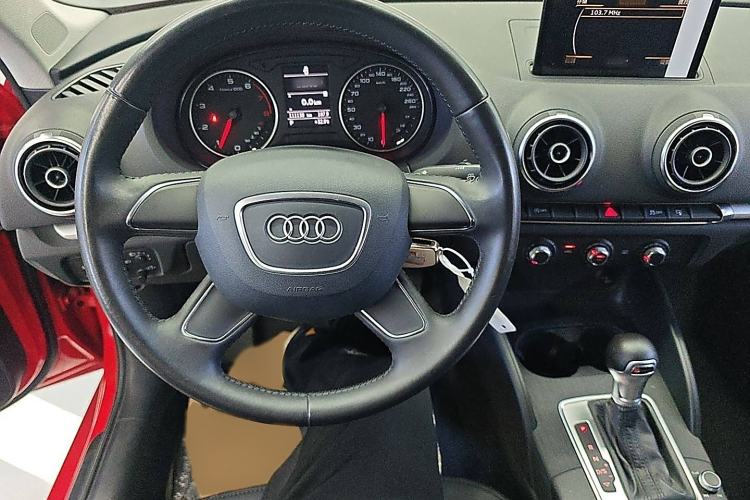 Used Audi A3 2014 Limousine 35 TFSI Automatic Advanced Model
