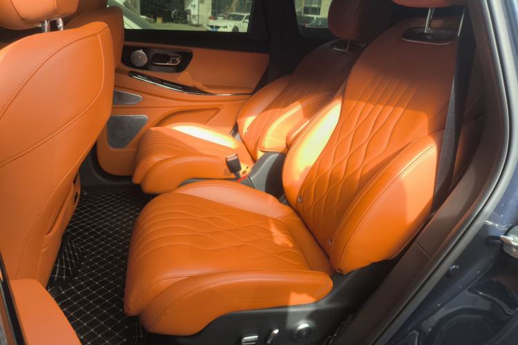 Used  Lanyue C-DM 2025 180 Ultra-Long Range Ultra All-Wheel Drive 6-Seater
