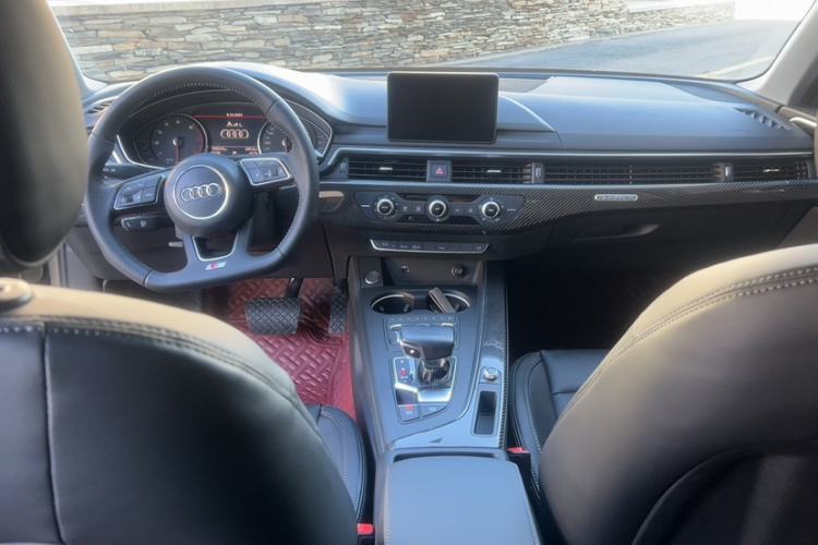 Used Audi A4L 2019 40 TFSI Ambition China VI