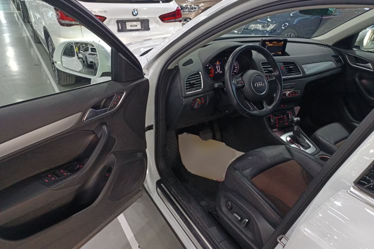 Used Audi Q3 2018 30th Anniversary Edition 30 TFSI Fashion Model
