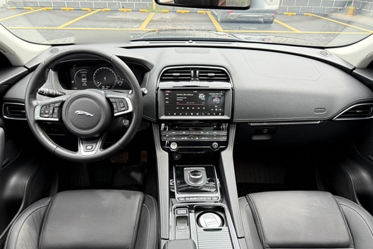 Used Jaguar F-PACE 2018 Restyled 2.0T All-Wheel-Drive R-Sport Sport Edition
