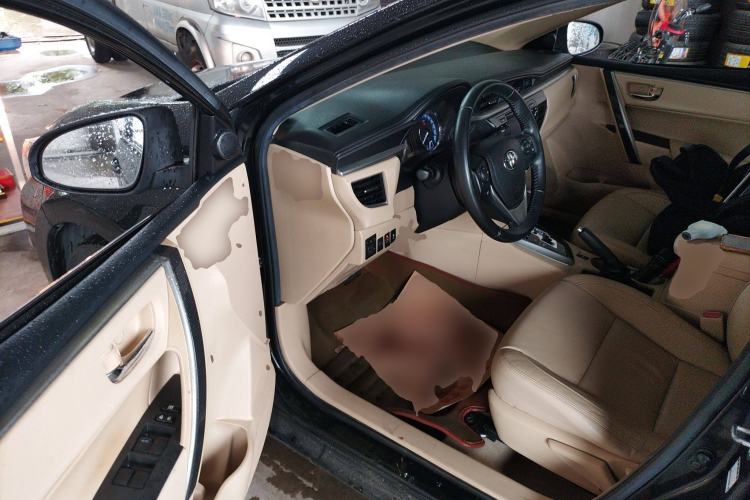 Used Toyota Corolla 2014 1.8L CVT GLX-i