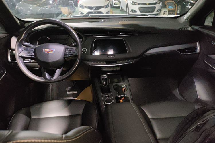 Used Cadillac XT4 2018 28T Two-Wheel Drive Leading Version
