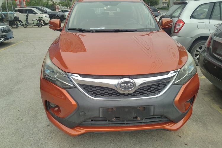Used BYD Song 2016 1.5TI Manual Luxury Model
