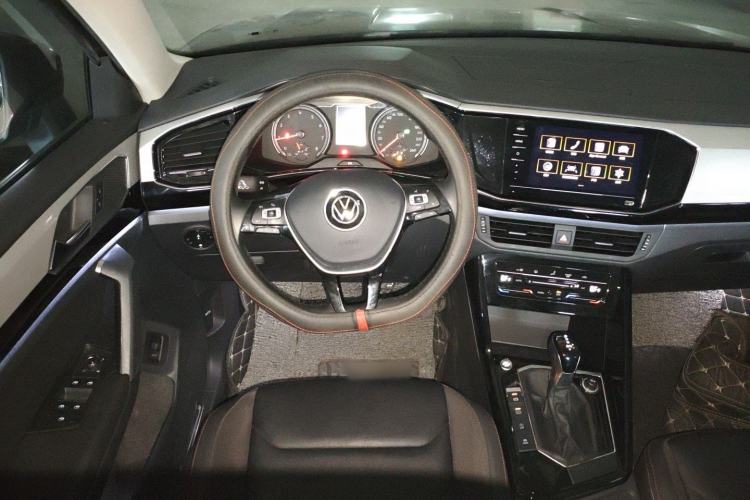 Used Volkswagen Tayron 2021 280TSI Two-Wheel Drive Luxury Smart Connectivity Version