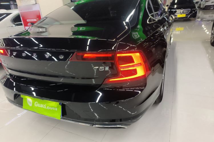 Used Volvo S90 2020 T5 Zhiyi Luxury Edition
