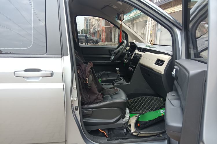 Used Wuling Zhengcheng 2021 1.5T Manual Luxury Version
