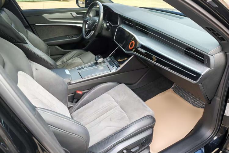 Used Audi A6L 2019 40 TFSI Luxury Dynamic Model
