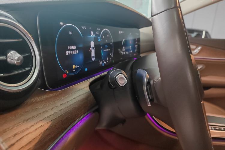 Used Mercedes-Benz E-Class 2022 Second Facelift E 300 L Fashion Edition
