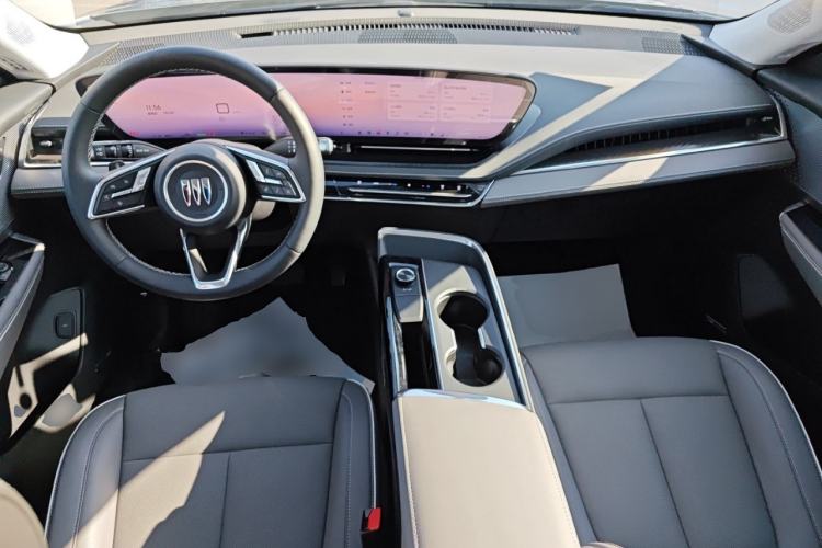 Used Buick E5 2025 Model 620KM Prestige Edition
