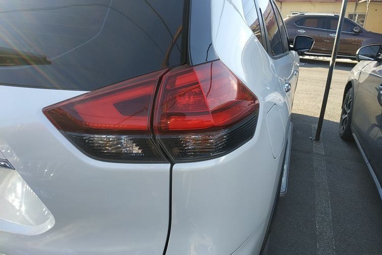 Used Nissan X-Trail 2021 2.0L CVT 2WD XL Premium Commemorative Edition
