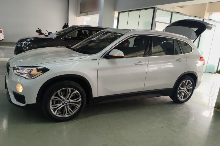 Used BMW X1 2019 sDrive20Li Leading Model
