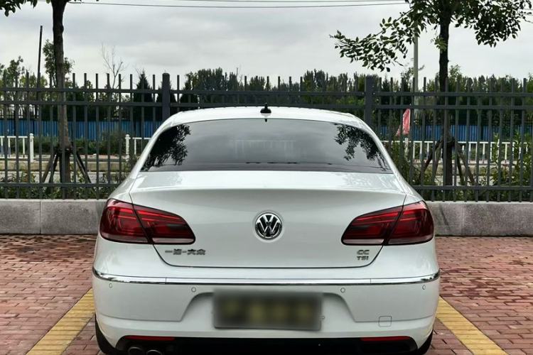 Used Volkswagen FAW-Volkswagen CC 2016 1.8TSI Luxury Model
