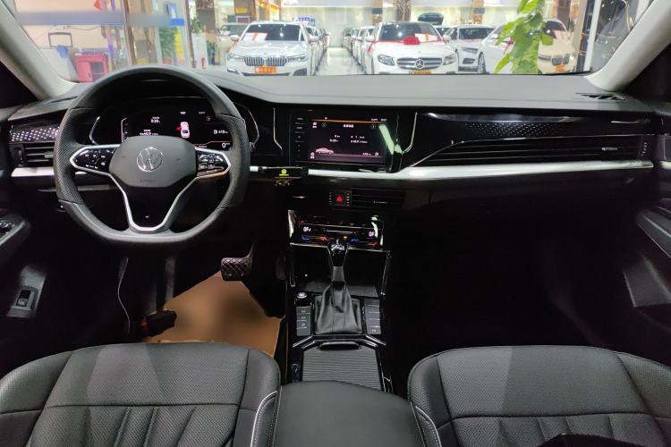 Used Volkswagen Passat 2024 330TSI Starry Elite Edition
