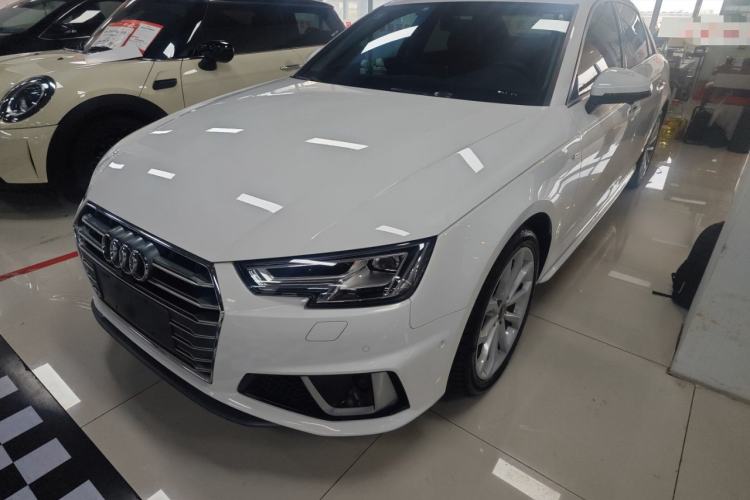 Used Audi A4L 2018 30th Anniversary Edition 40 TFSI Fashion Model