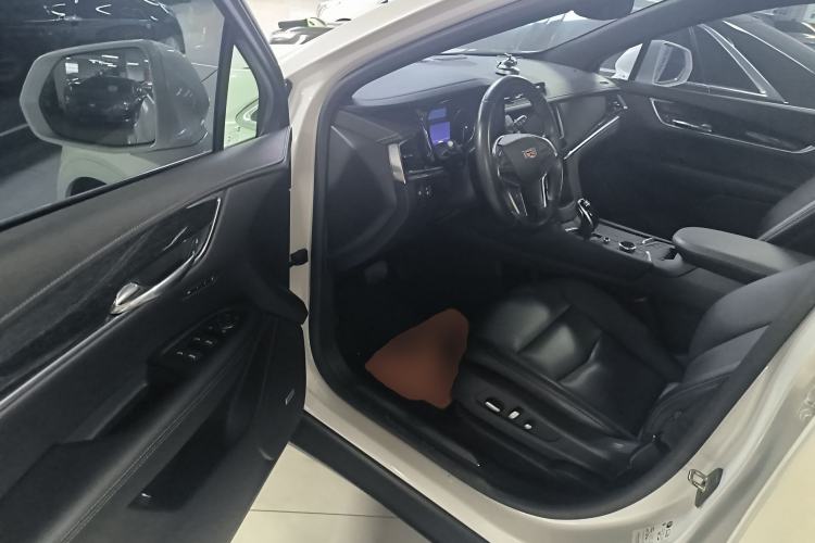 Used Cadillac XT5 2021 28T Luxury Version