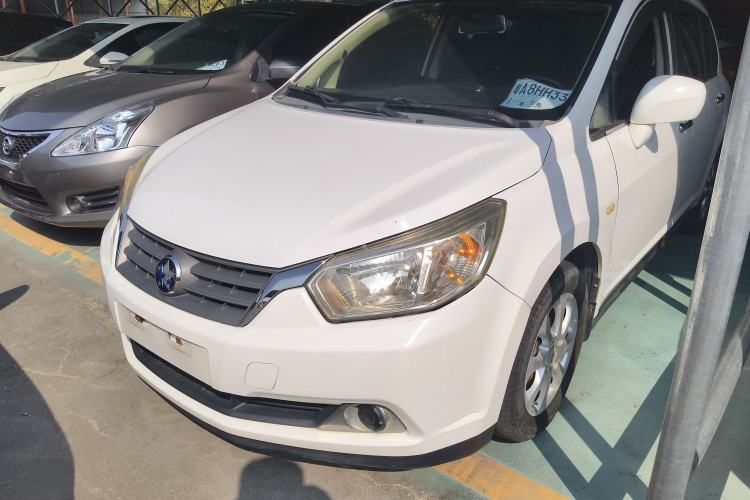 Used Venucia R50 2013 1.6L Automatic Fashion Edition