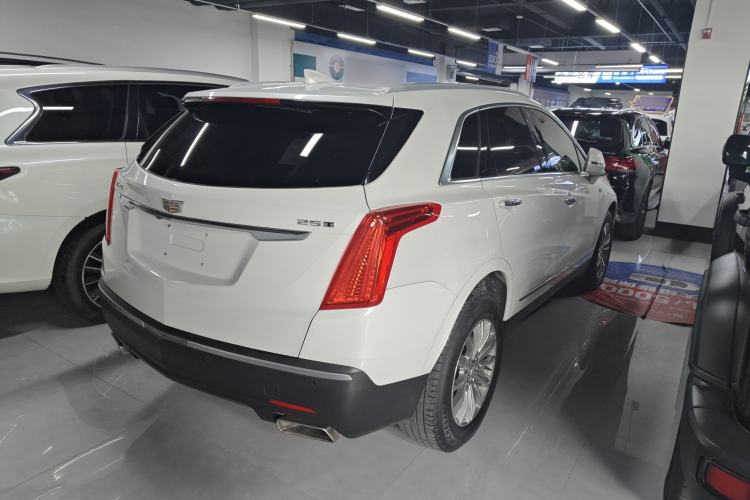 Used Cadillac XT5 2018 25T Luxury Model
