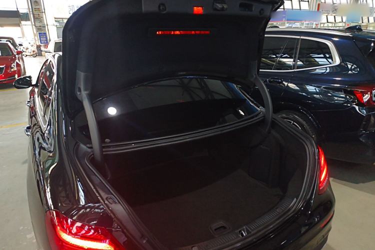 Used Mercedes-Benz E-Class 2020 Restyled E 300 L Sporty and Stylish Edition
