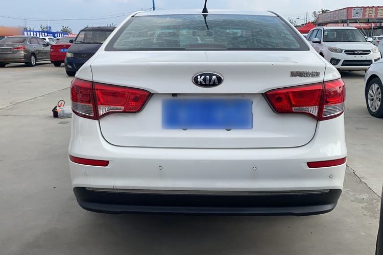 Used Kia K2 2015 Sedan 1.4L MT GLS
