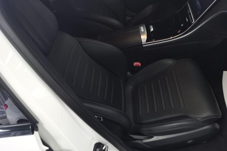 Used Mercedes-Benz C-Class 2022 Restyled C 260 L Sport Edition
