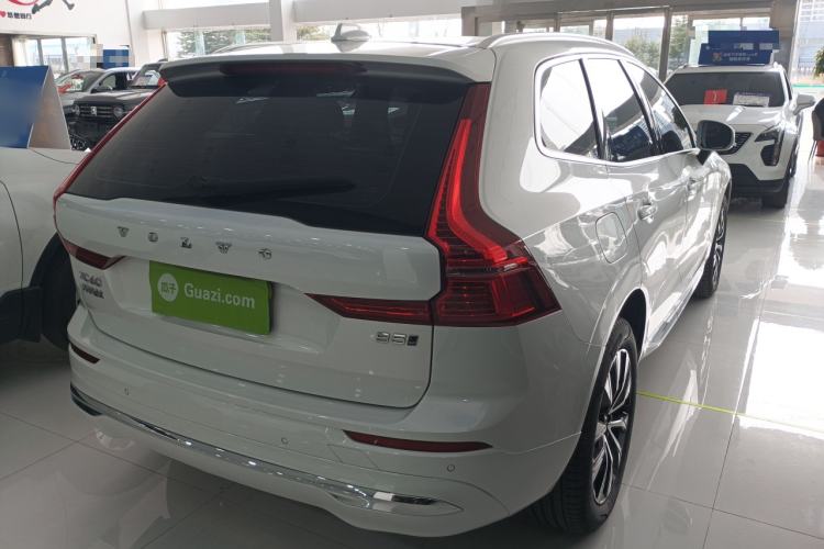 Used Volvo XC60 2025 B5 Four-Wheel Drive Smart & Advanced Luxury Edition
