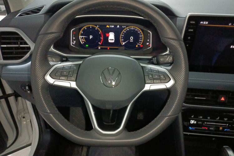 Used Volkswagen Tharu 2024 300TSI Two-Wheel-Drive Moon Luxury Edition
