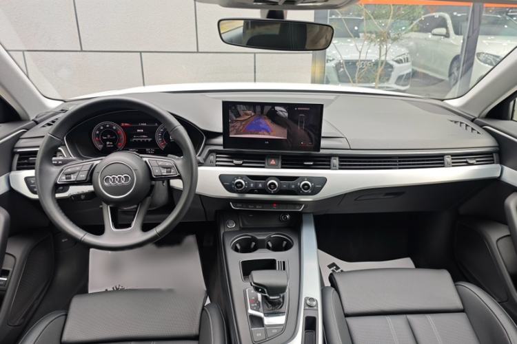 Used Audi A4L 2024 40 TFSI Fashion Dynamic Model
