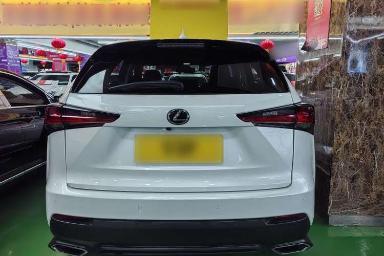 Used Lexus NX 2018 300 Front-Drive Freeline Edition
