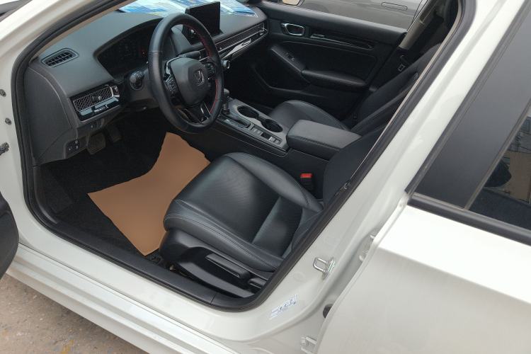 Used Honda Civic 2023 240TURBO CVT Dynamic Edition
